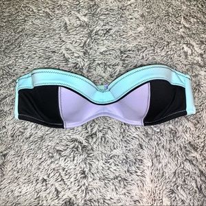 Victoria’s Secret Bikini Top